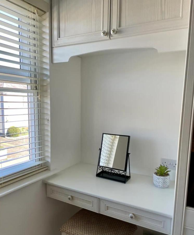 Stratford Upon Avon: 2 Bed Town Centre Apartment, Parking For One Car 외부 사진