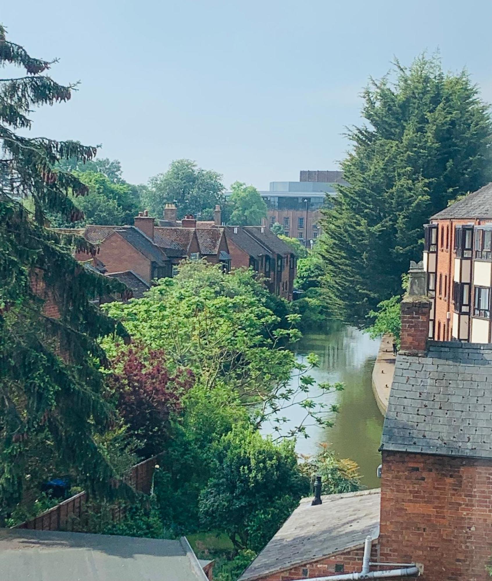 Stratford Upon Avon: 2 Bed Town Centre Apartment, Parking For One Car 외부 사진